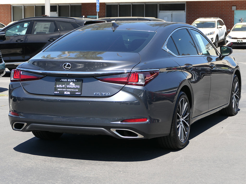Used 2024 Lexus ES 350 w/ Premium Package FWD image 3