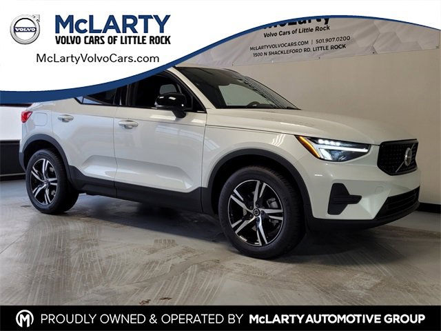New 2026 Volvo XC40 B5 Core w/ Climate Package image 1