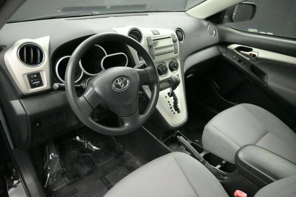 Used 2010 Toyota Matrix S AWD/4WD image 9
