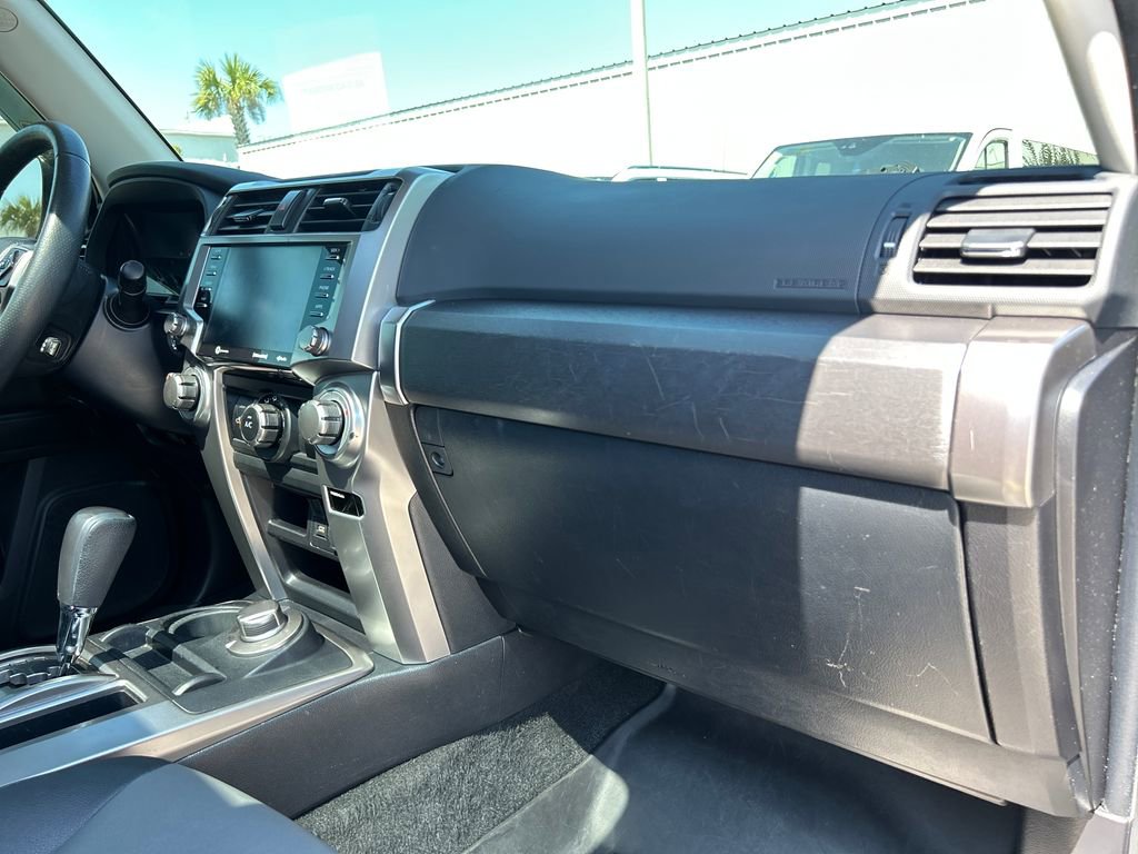 Used 2021 Toyota 4Runner SR5 Premium w/ Moonroof Package AWD/4WD image 16