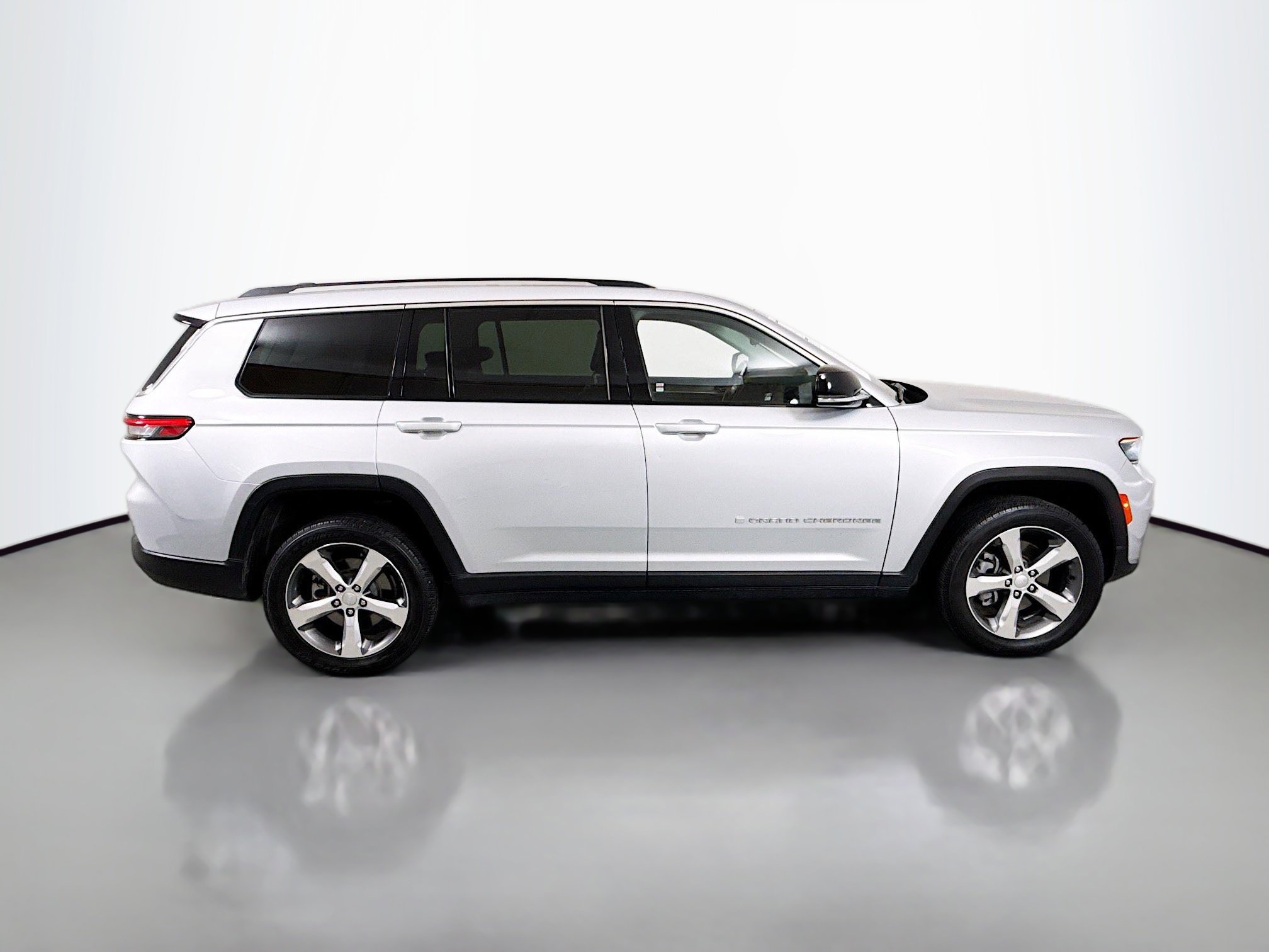 Used 2021 Jeep Grand Cherokee L Limited image 8