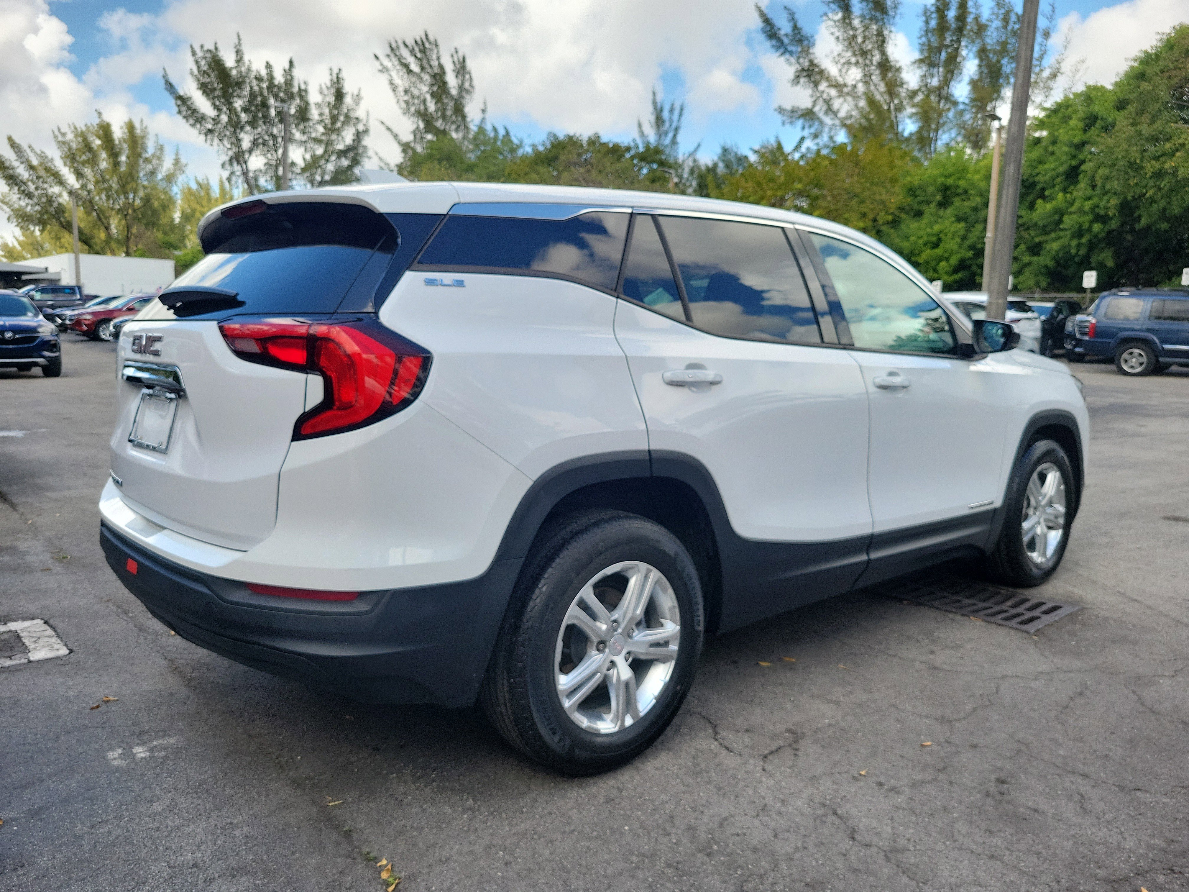 Used 2020 GMC Terrain SLE image 5
