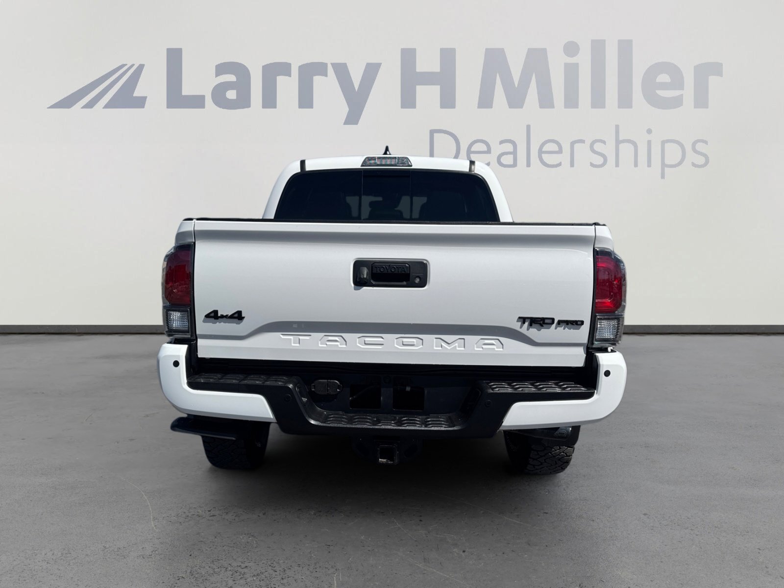 Used 2022 Toyota Tacoma TRD Pro AWD/4WD image 4