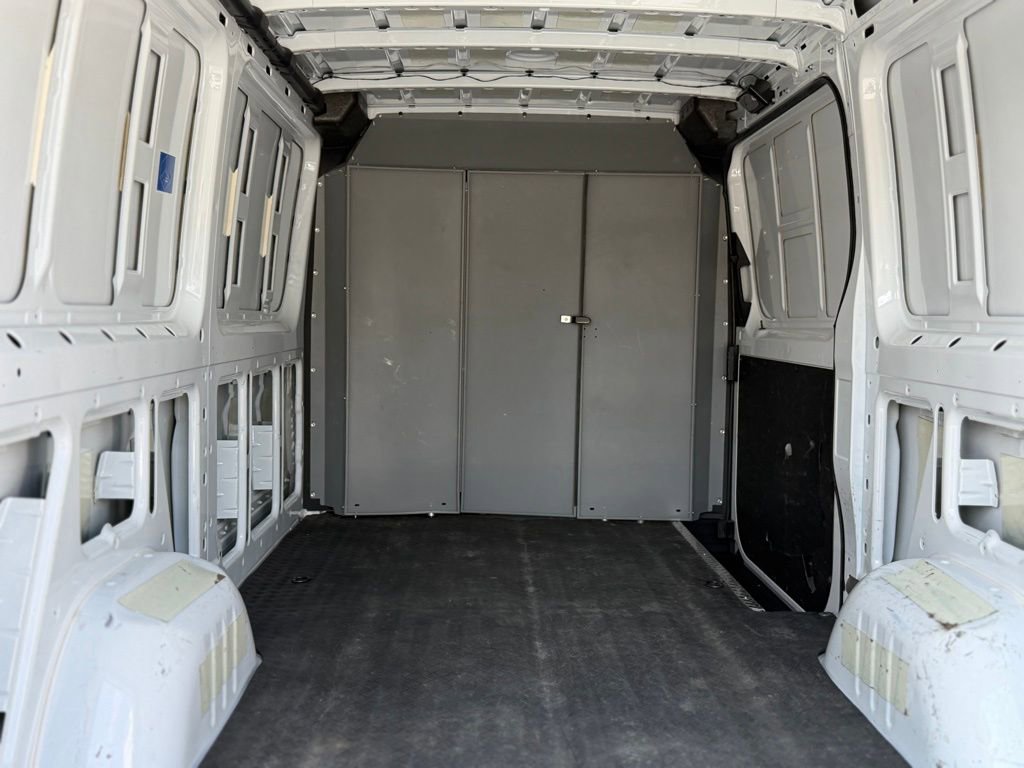 Used 2023 Mercedes-Benz Sprinter 144 Cargo w/ Acoustic Package image 20