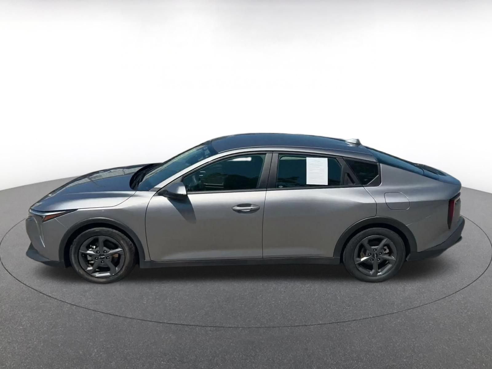 Used 2025 Kia K4 FWD image 8