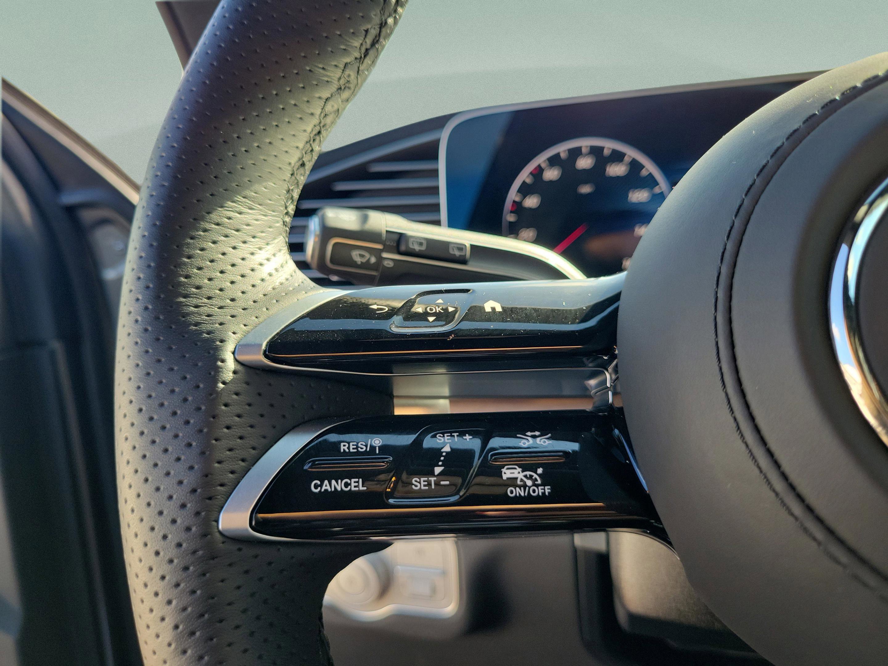 Certified 2025 Mercedes-Benz GLS 450 GLS 450 image 22