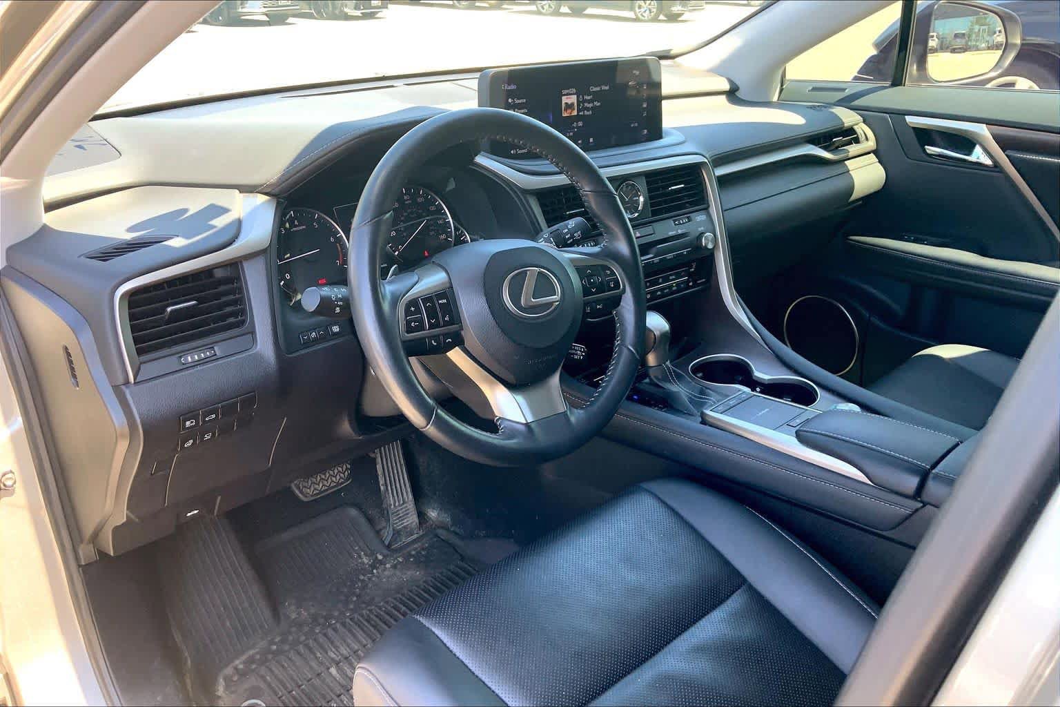 Used 2022 Lexus RX 350 AWD w/ Premium Package image 18