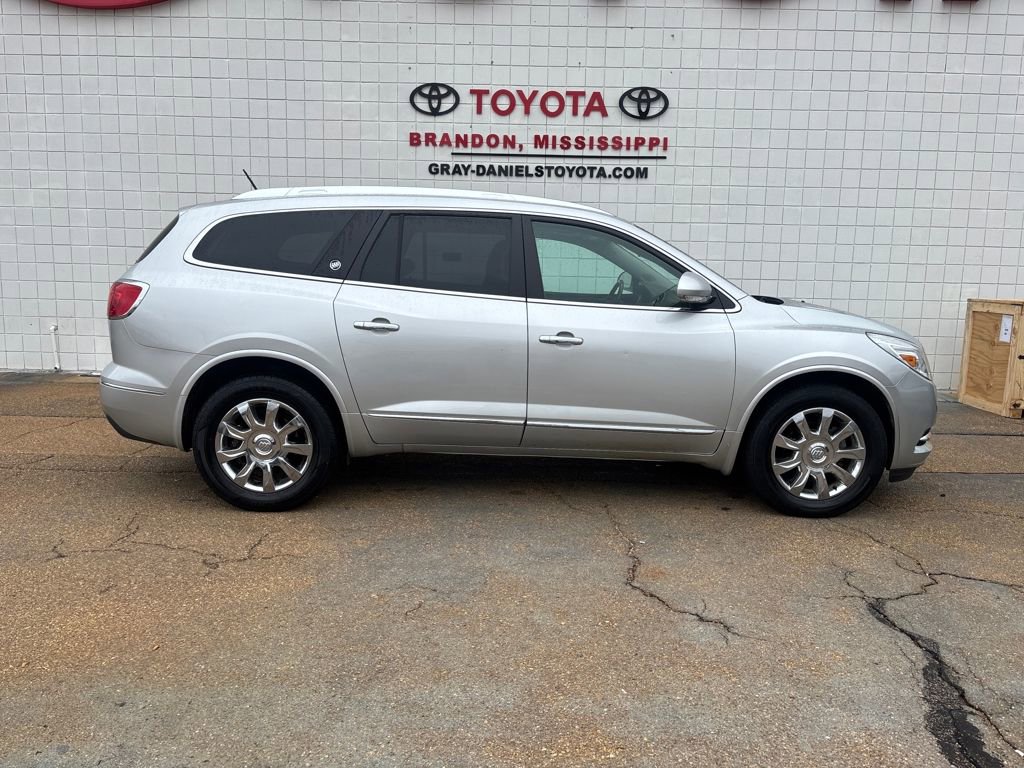 Used 2017 Buick Enclave Leather image 1
