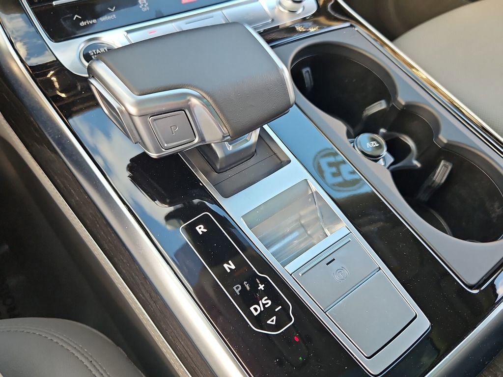 Used 2023 Audi Q7 3.0T Prestige w/ Prestige Package image 22
