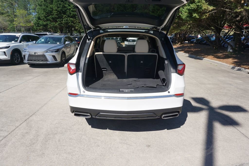 Used 2023 Acura MDX SH-AWD image 17