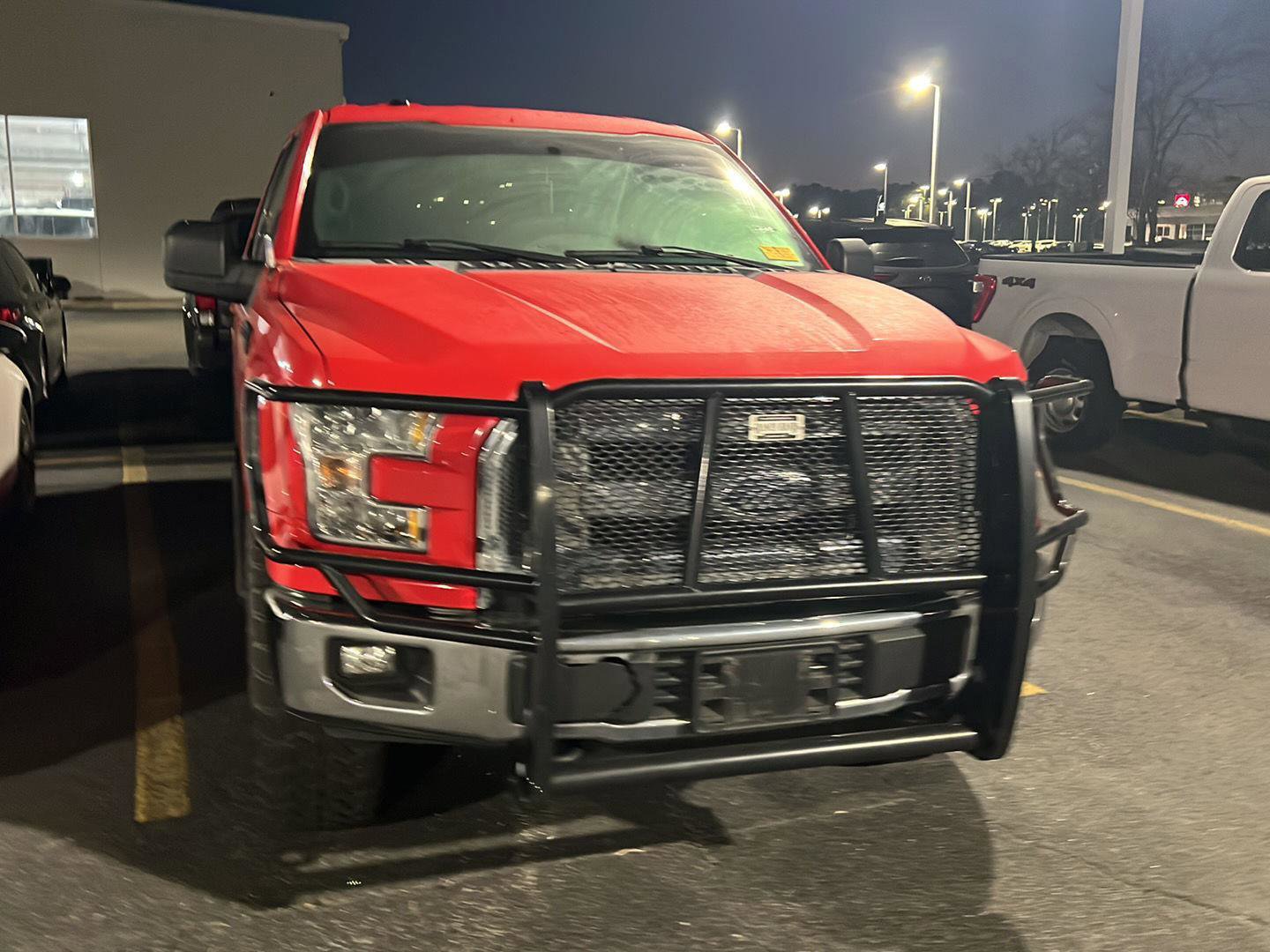 Used 2017 Ford F150 XLT image 5