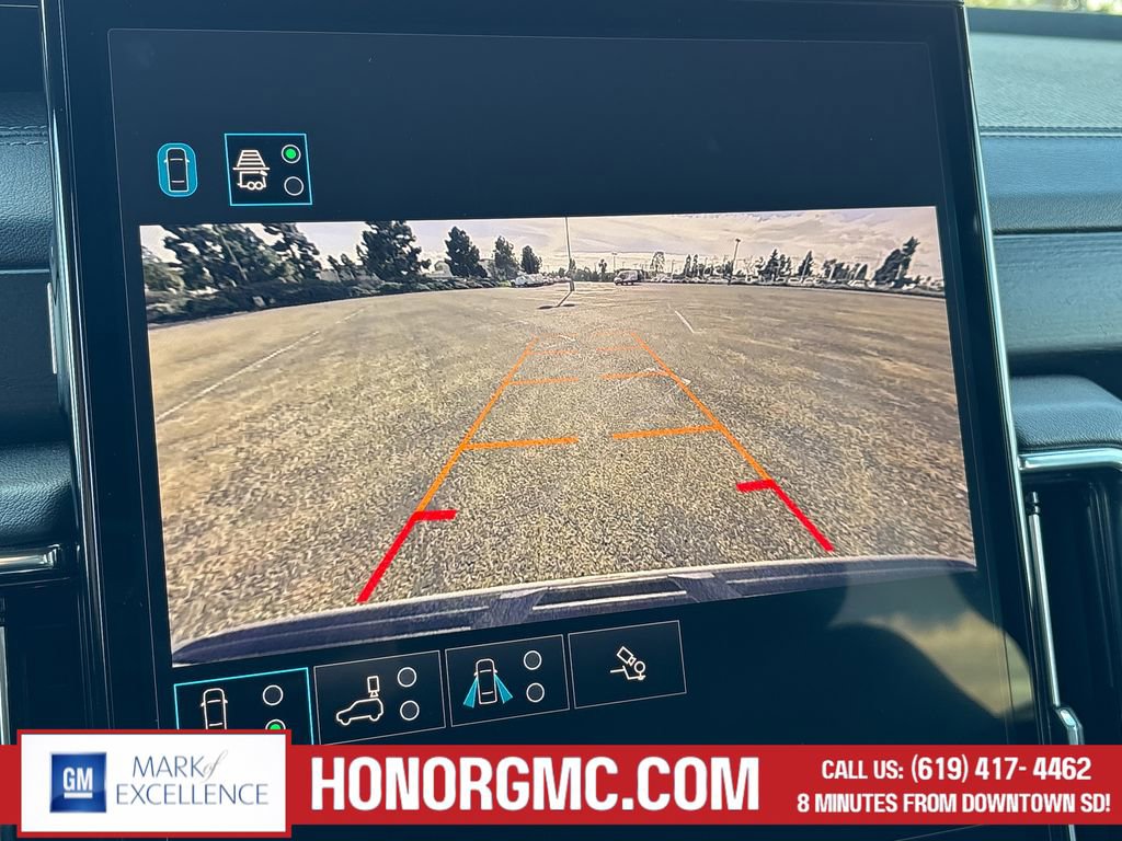 Used 2025 GMC Yukon Denali image 35