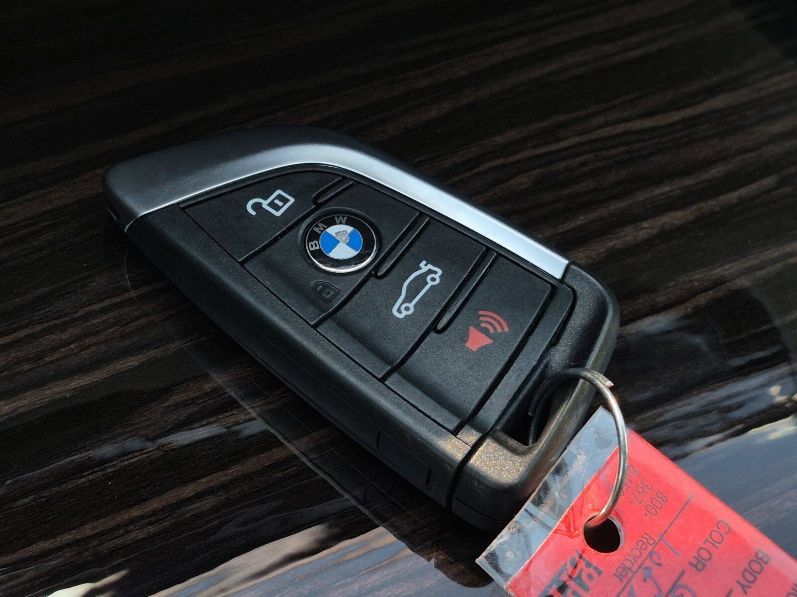 Certified 2023 BMW 530i w/ Premium Package RWD image 37