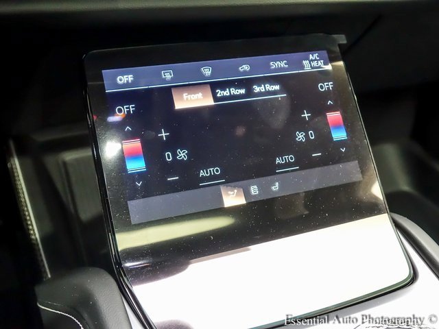 New 2026 Cadillac Vistiq Luxury w/ LPO, Floor Liner Package image 19