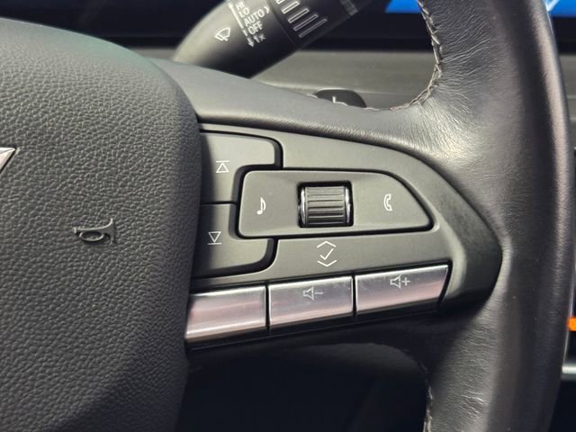 Used 2024 Cadillac XT4 Premium Luxury image 35