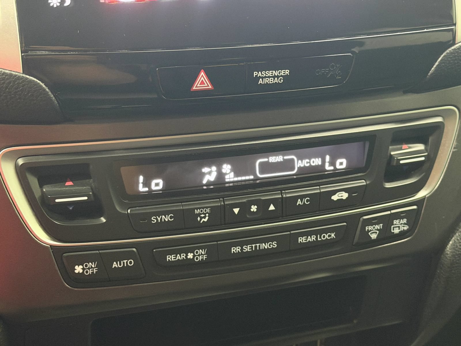 Used 2018 Honda Pilot EX image 32