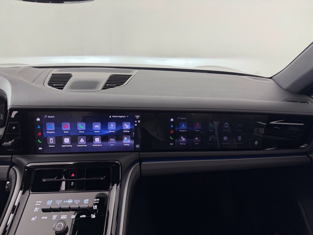 New 2026 Porsche Panamera RWD image 36