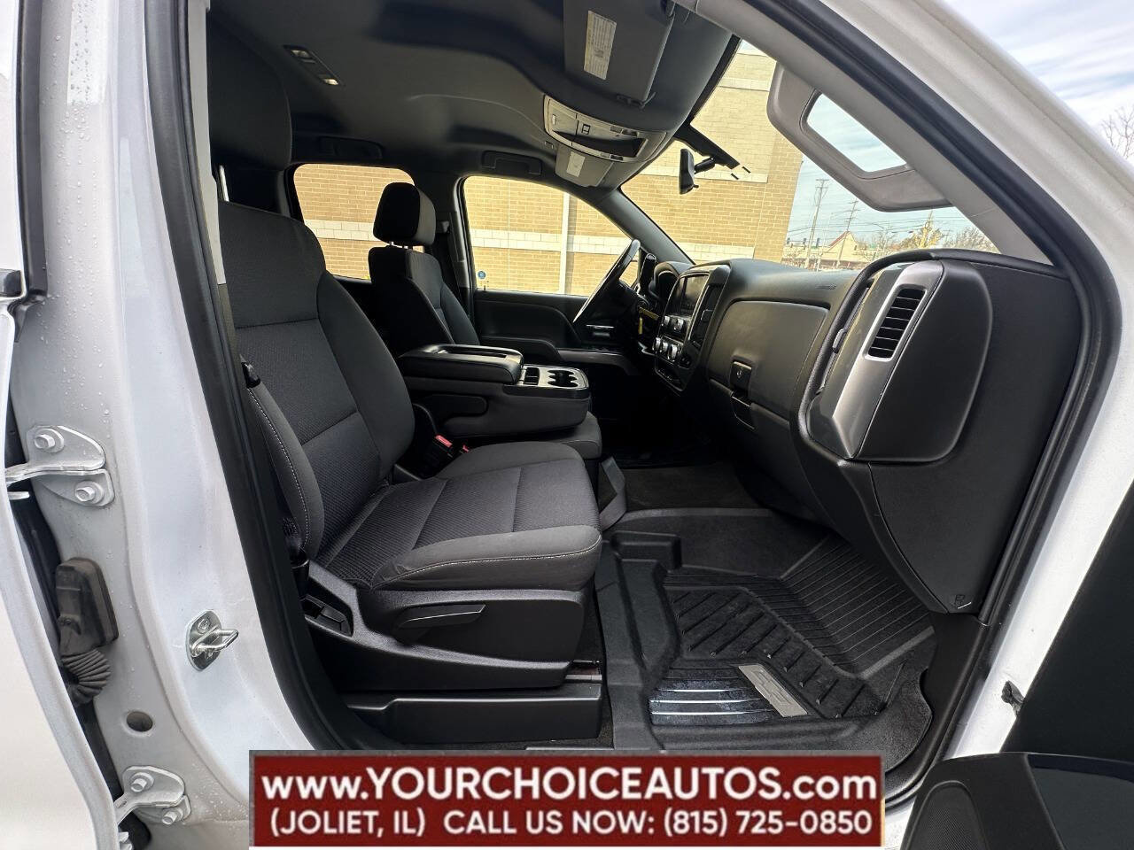 Used 2017 Chevrolet Silverado 1500 LT w/ All Star Edition image 22