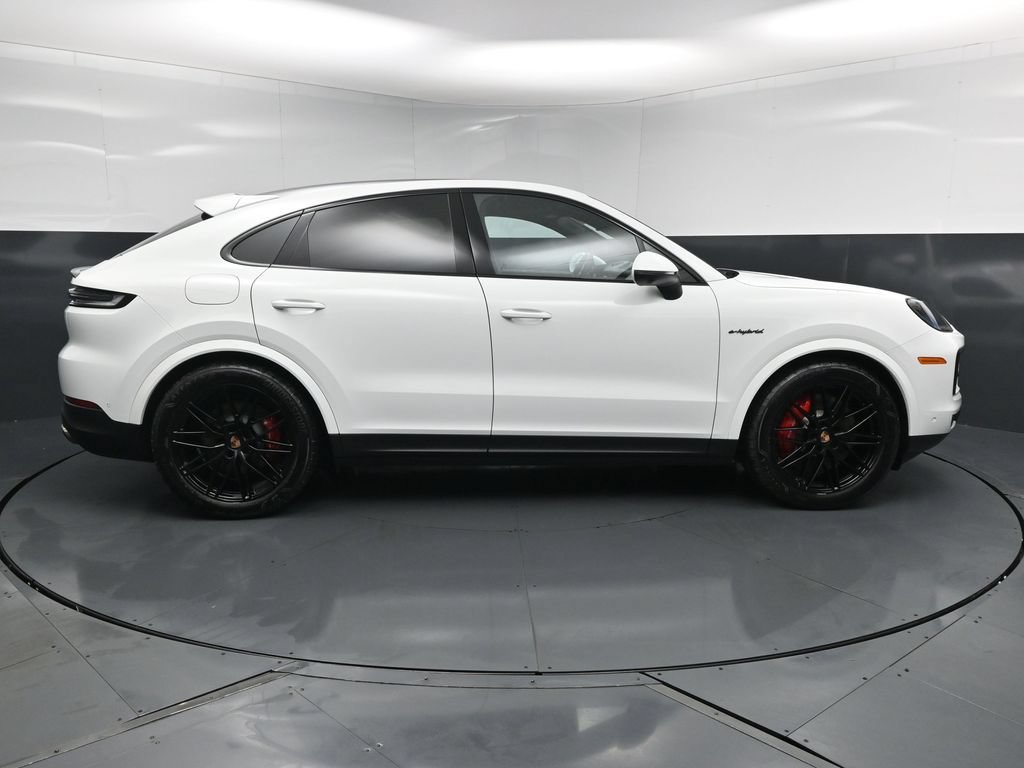New 2026 Porsche Cayenne S AWD/4WD image 11