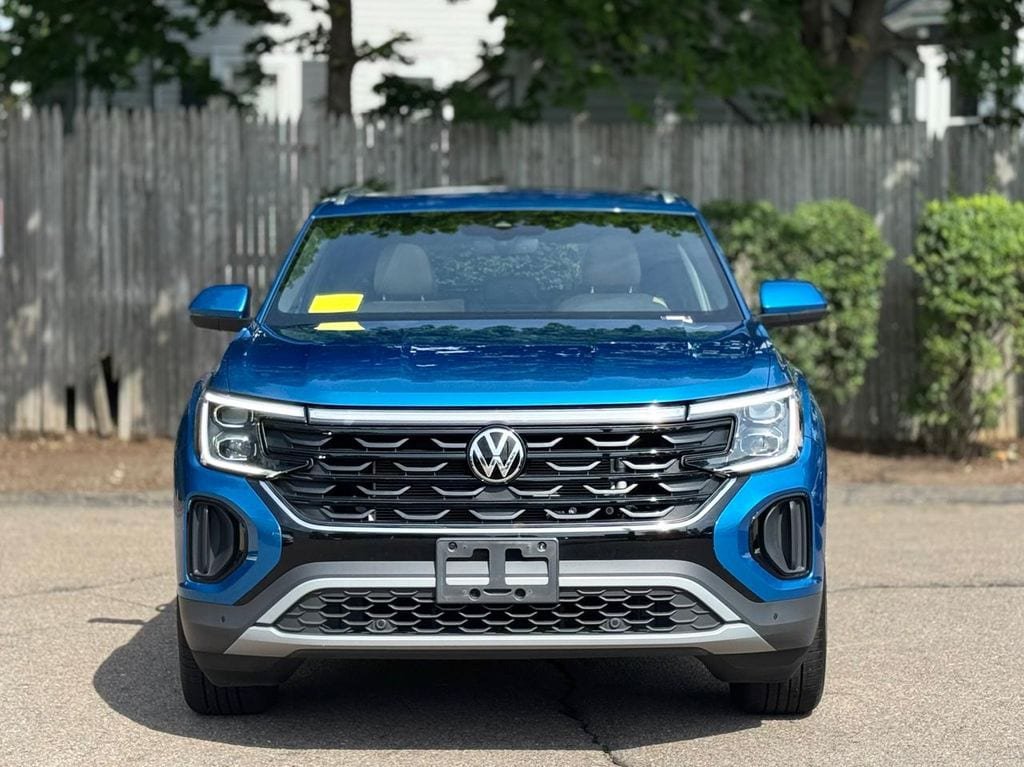 Used 2024 Volkswagen Atlas Cross Sport SE w/ Panoramic Sunroof Package AWD/4WD image 9
