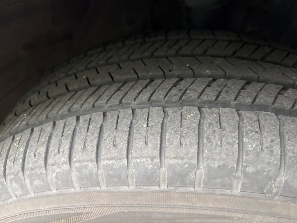 Used 2021 Subaru Crosstrek 2.0i Premium w/ Moonroof Package image 2