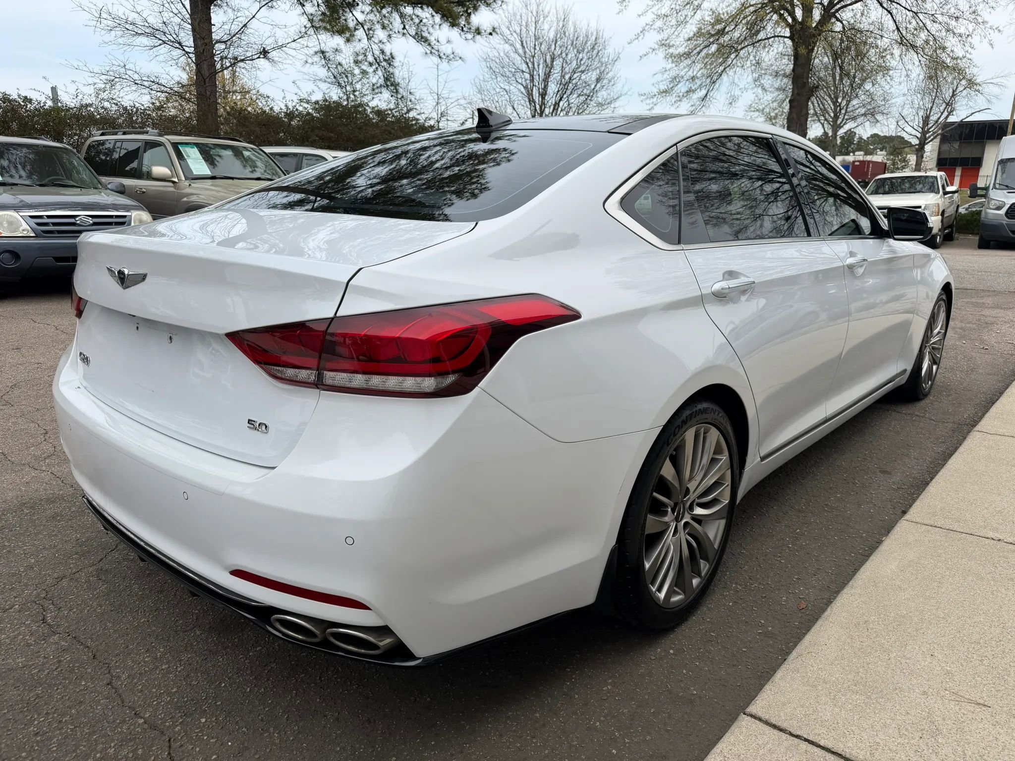 Used 2019 Genesis G80 5.0 Ultimate image 5