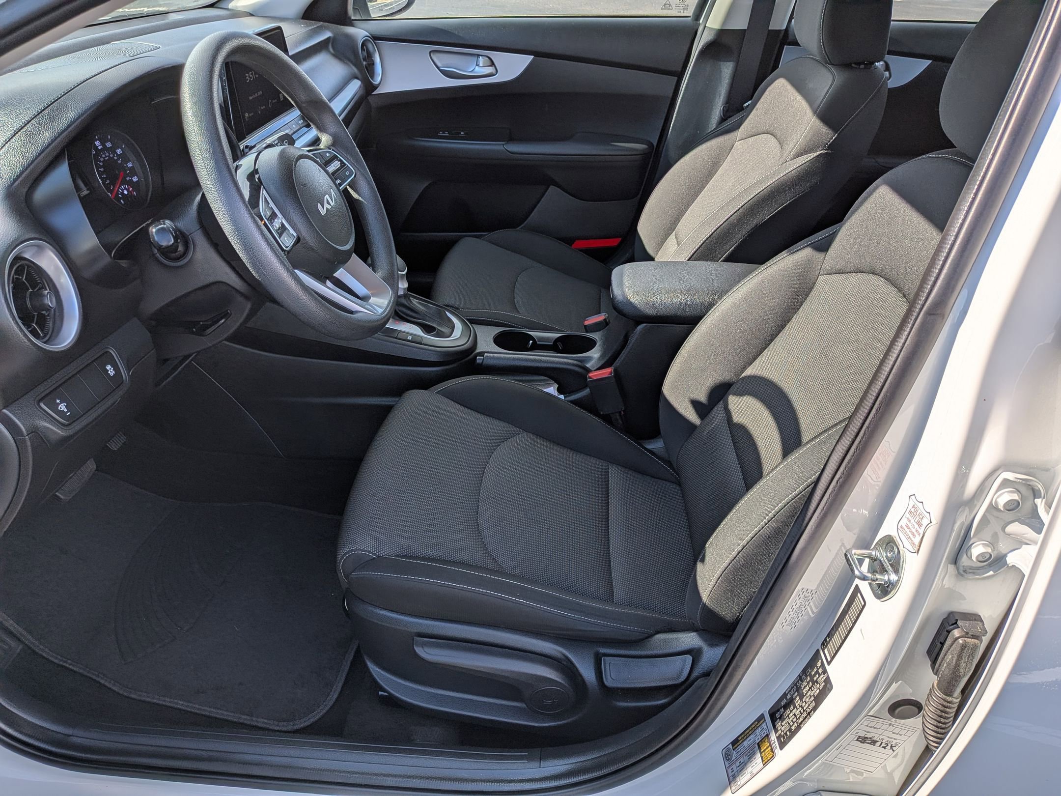 Used 2024 Kia Forte LXS FWD image 14
