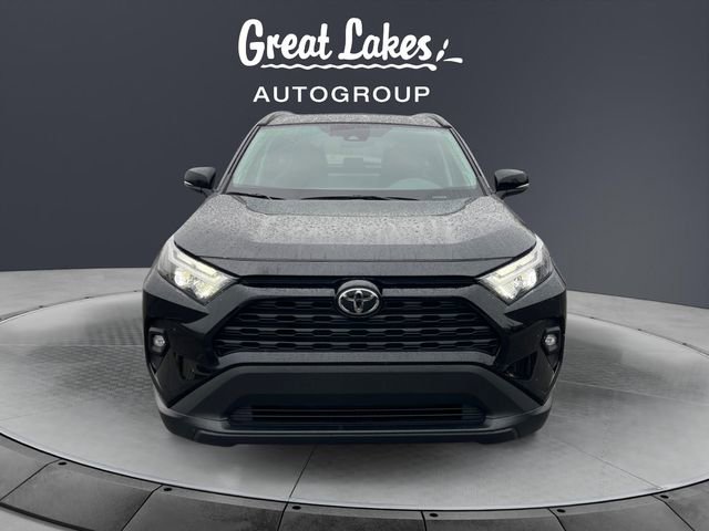 Used 2023 Toyota RAV4 XLE Premium image 8