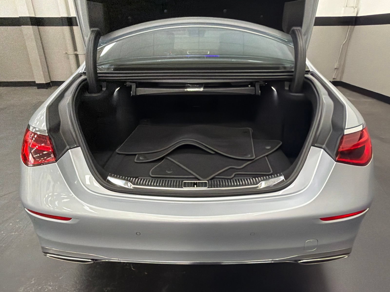 Certified 2023 Mercedes-Benz S 580e 4MATIC Sedan image 16