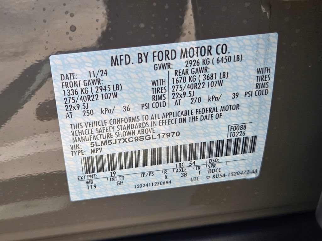 Used 2025 Lincoln Aviator Reserve w/ Equipment Group 201A AWD/4WD image 35