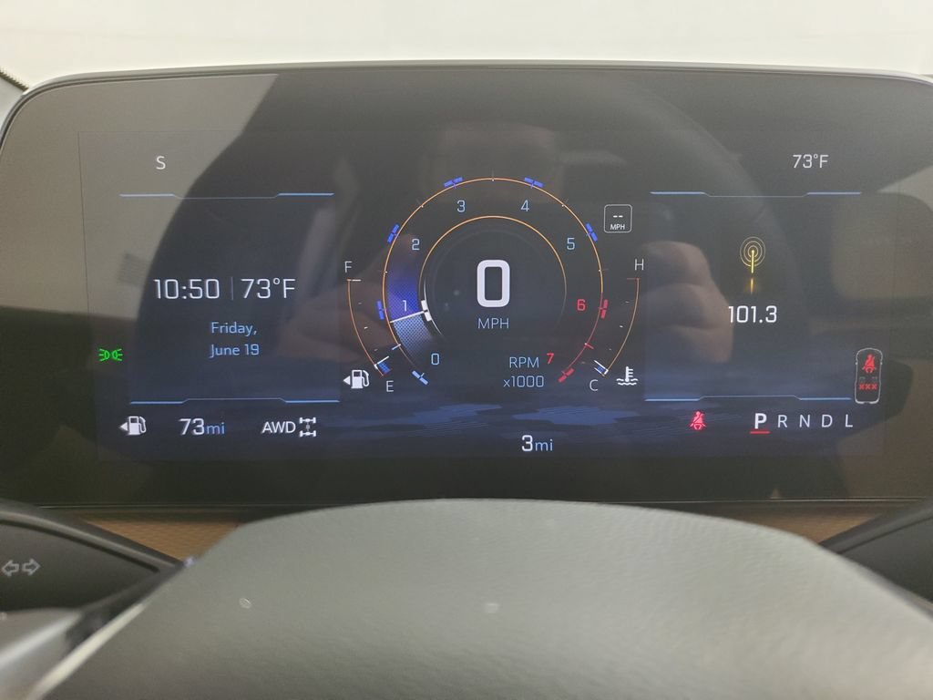 New 2026 Chevrolet Equinox ACTIV w/ Safety and Technology Package AWD/4WD image 24
