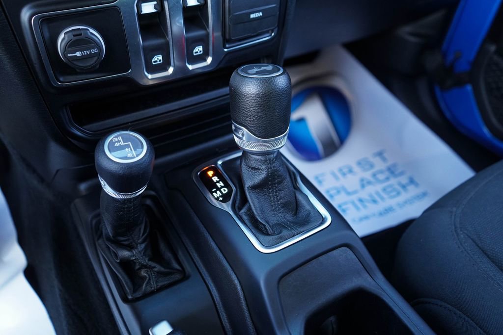 Used 2021 Jeep Wrangler Sport S image 32