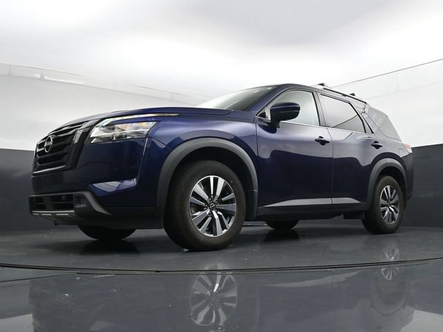 Used 2023 Nissan Pathfinder SL FWD image 40