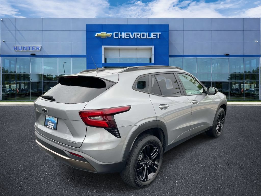Used 2025 Chevrolet Trax ACTIV w/ Driver Confidence Package FWD image 6