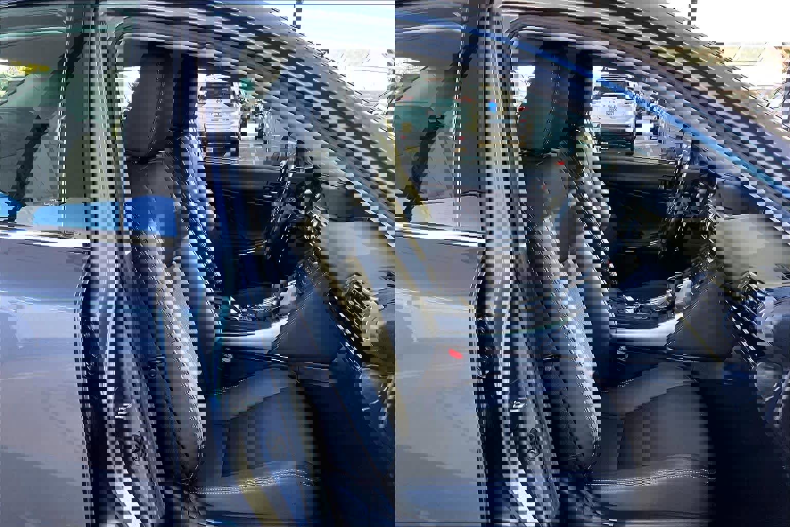 Used 2019 Lexus IS 300 image 8