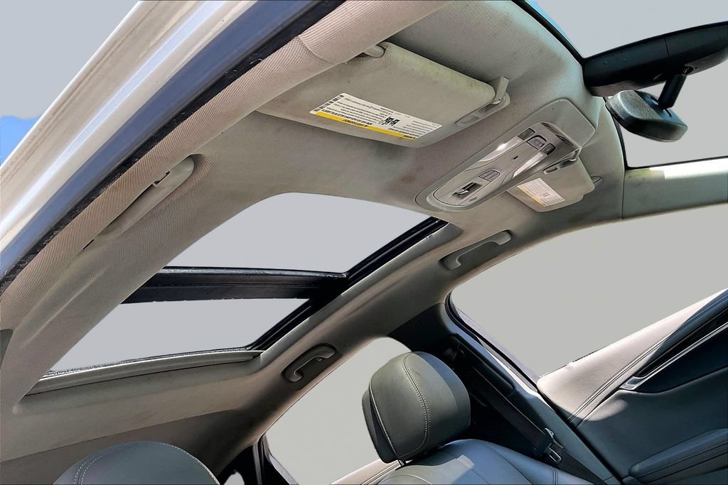 Used 2014 Chevrolet Impala LT w/ Convenience Package FWD image 30