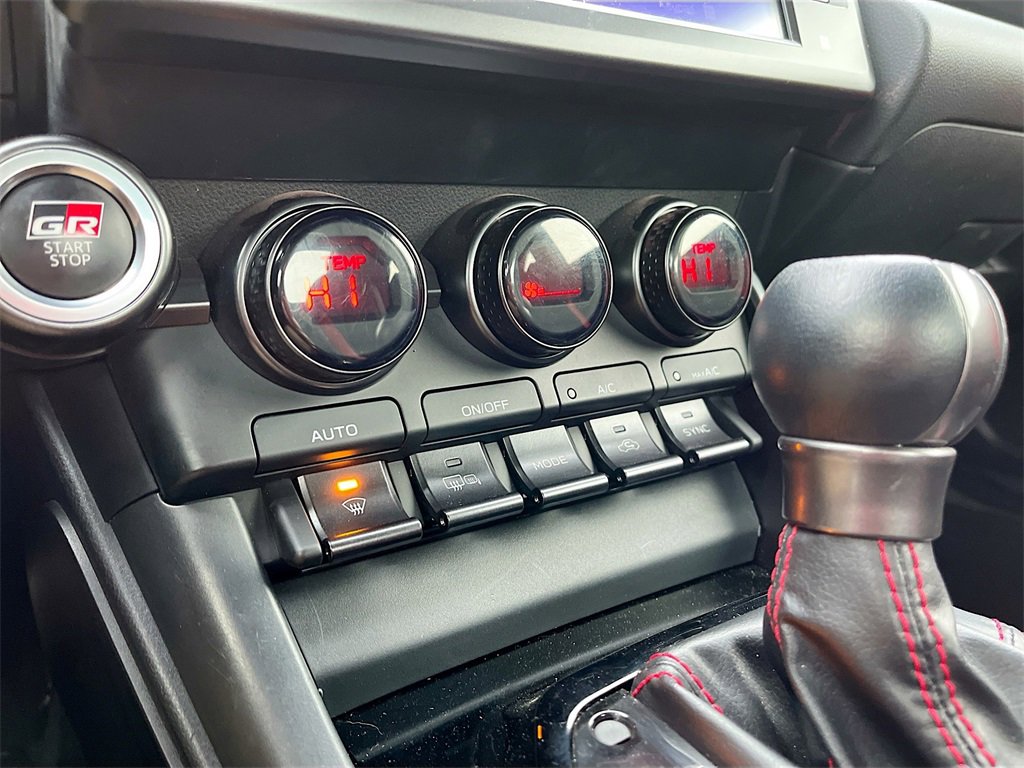 Used 2024 Toyota GR86 TRUENO Edition image 15