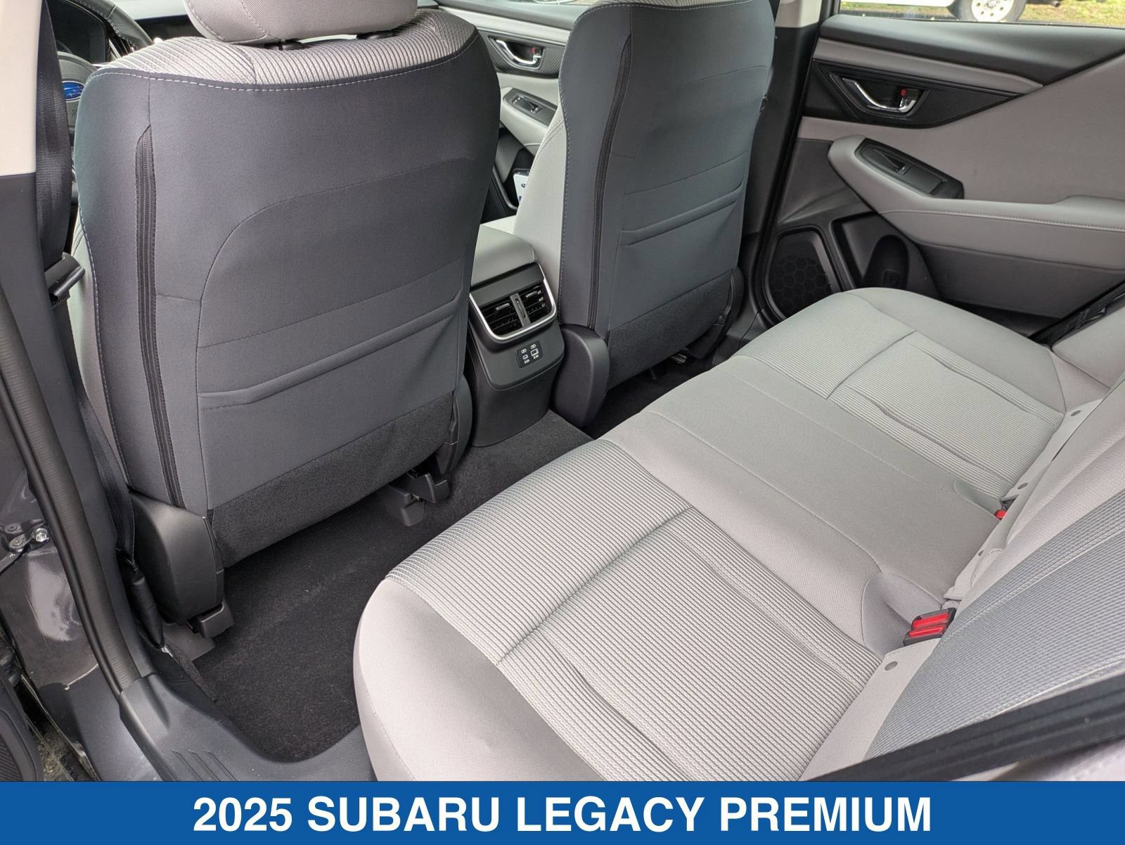 Certified 2025 Subaru Legacy Premium AWD/4WD image 32