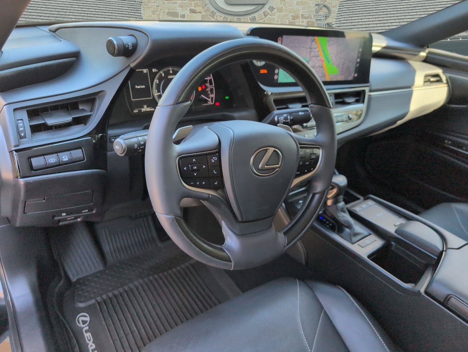 Certified 2022 Lexus ES 350 Ultra Luxury w/ Accessory Package 2 FWD image 6