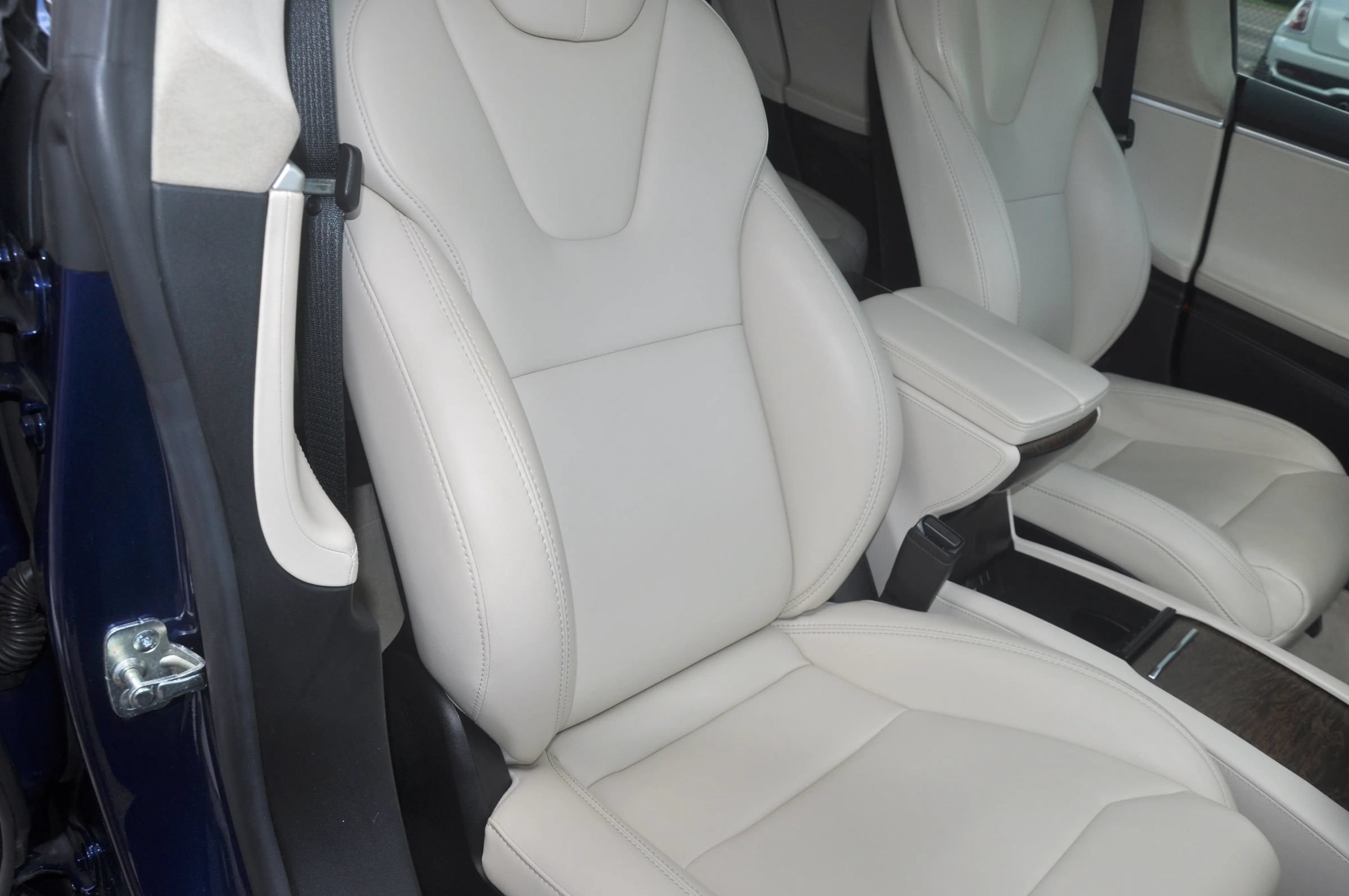 Used 2017 Tesla Model S 75 RWD image 34
