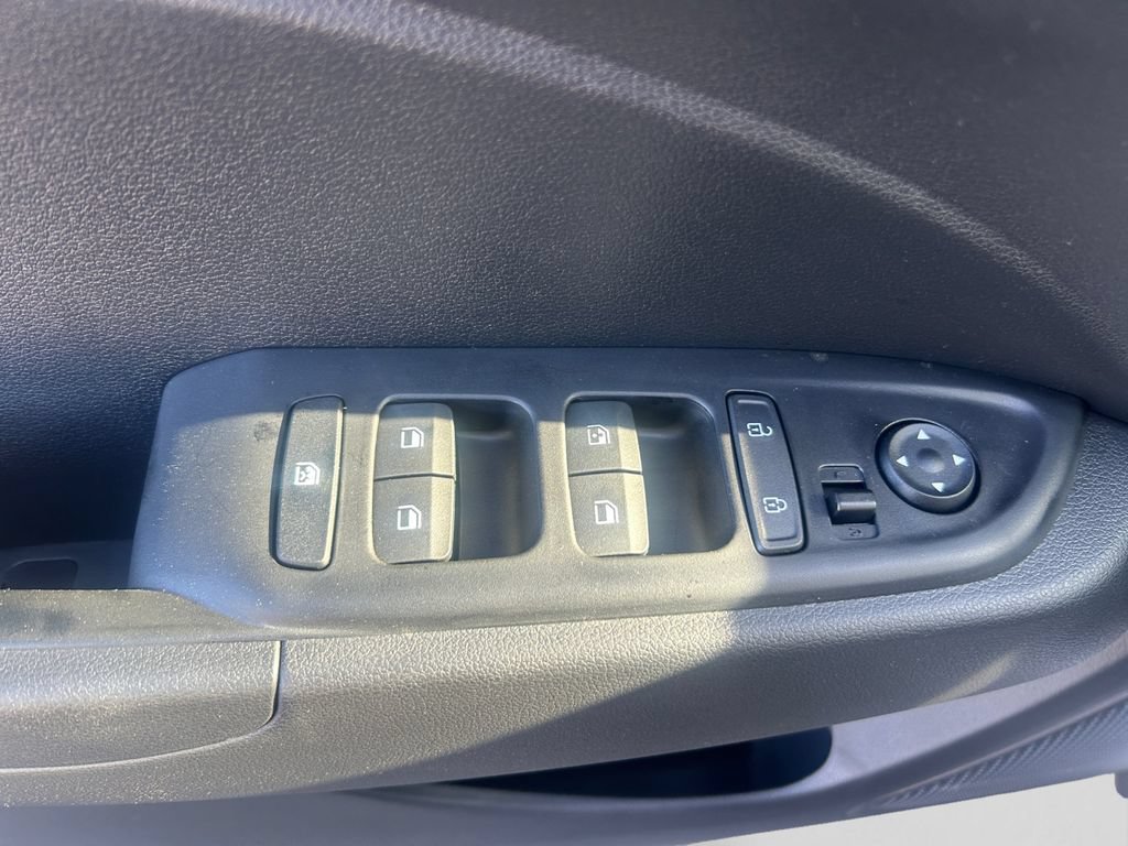 New 2026 Hyundai Venue SEL FWD image 18