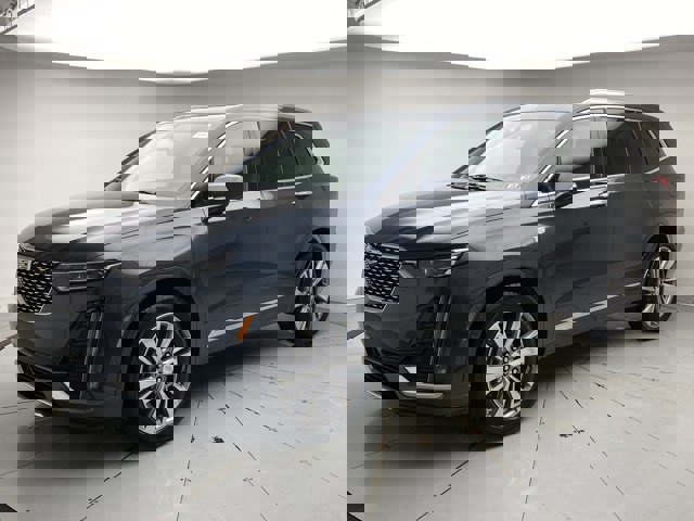 Used 2020 Cadillac XT6 Premium Luxury image 1