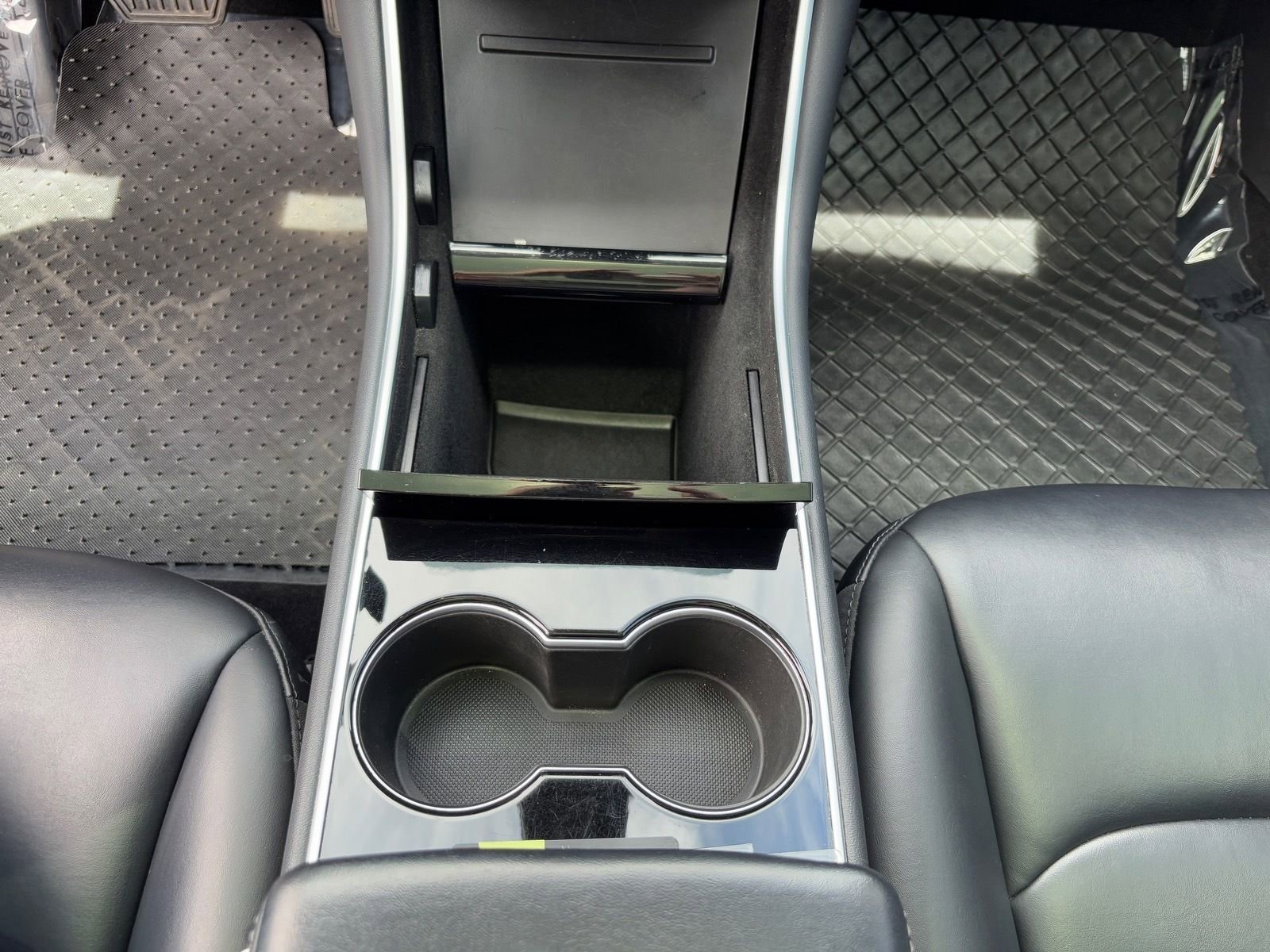 Used 2018 Tesla Model 3 Long Range image 29