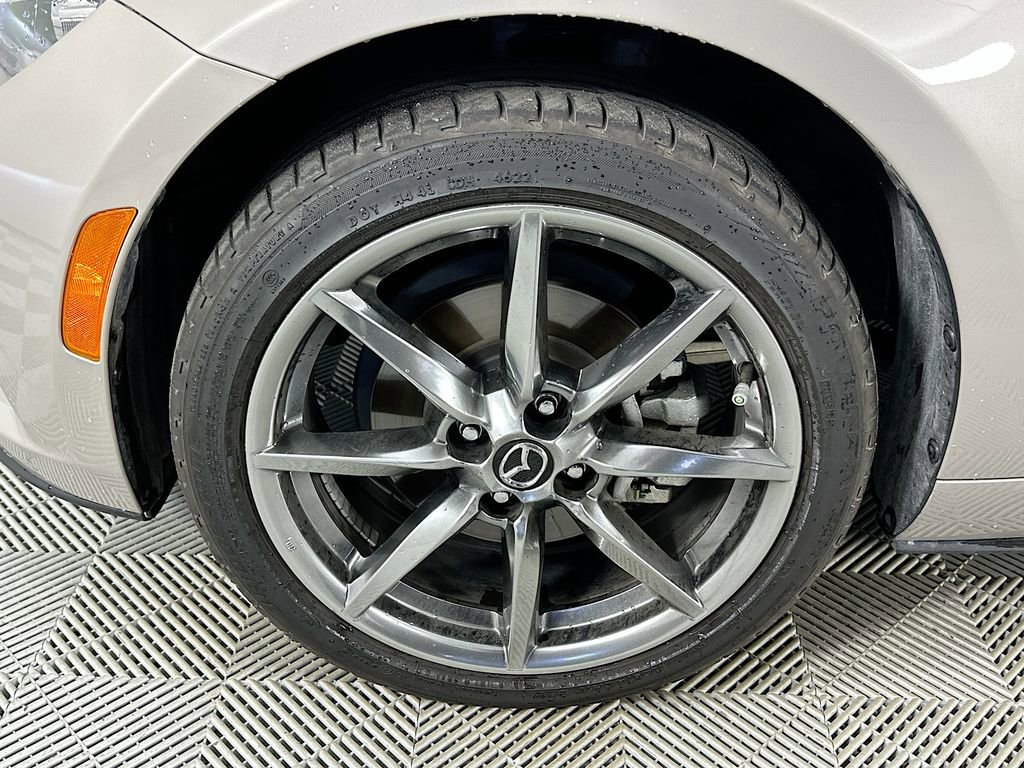 Used 2023 MAZDA MX-5 Miata Grand Touring RWD image 27