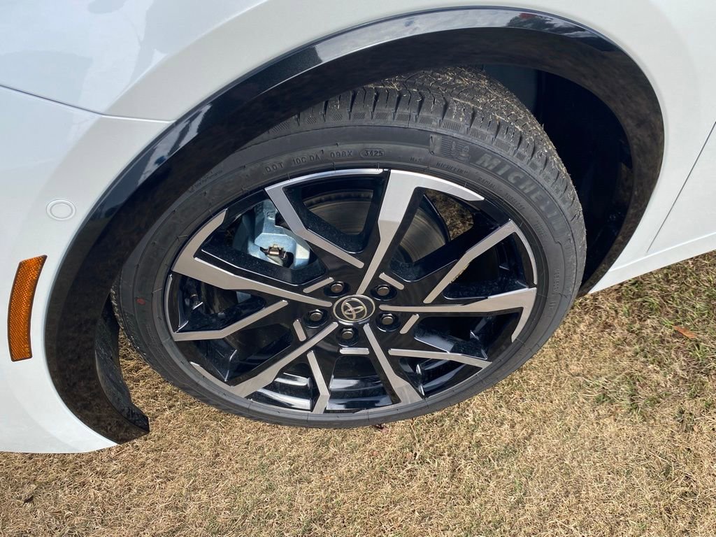 New 2026 Toyota Prius Plug-In Hybrid FWD image 20