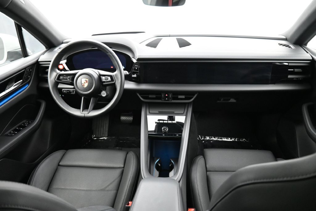 Certified 2024 Porsche Macan 4 Electric AWD/4WD image 28