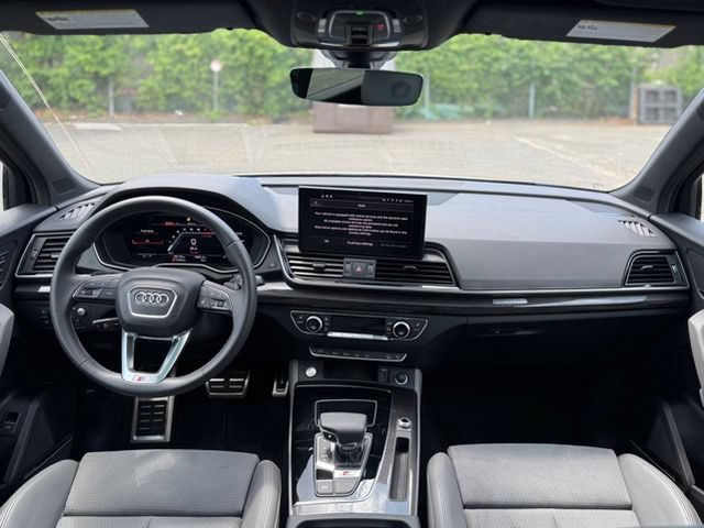 Used 2024 Audi SQ5 Prestige AWD/4WD image 32