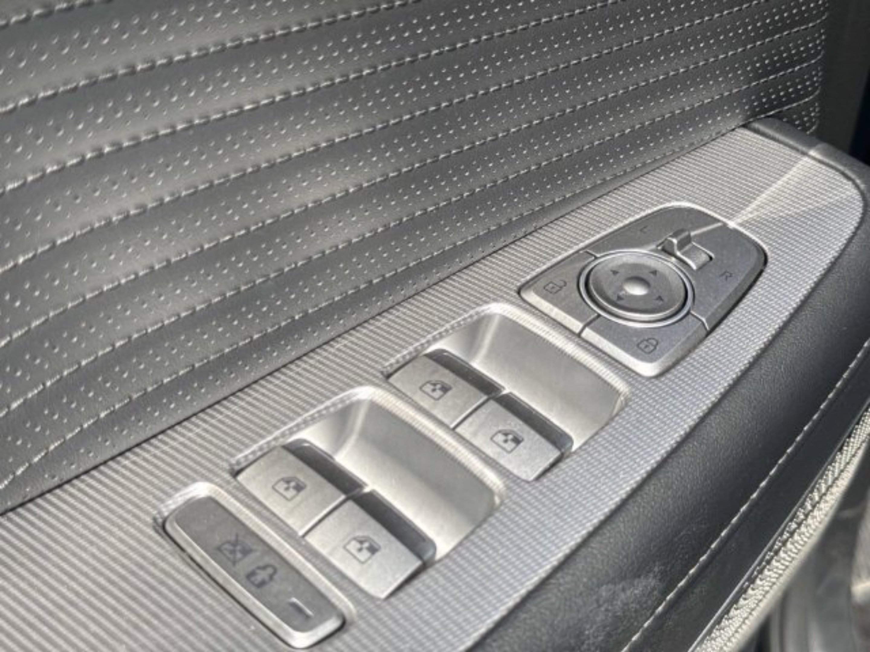 Used 2025 Hyundai Palisade Calligraphy AWD/4WD image 14