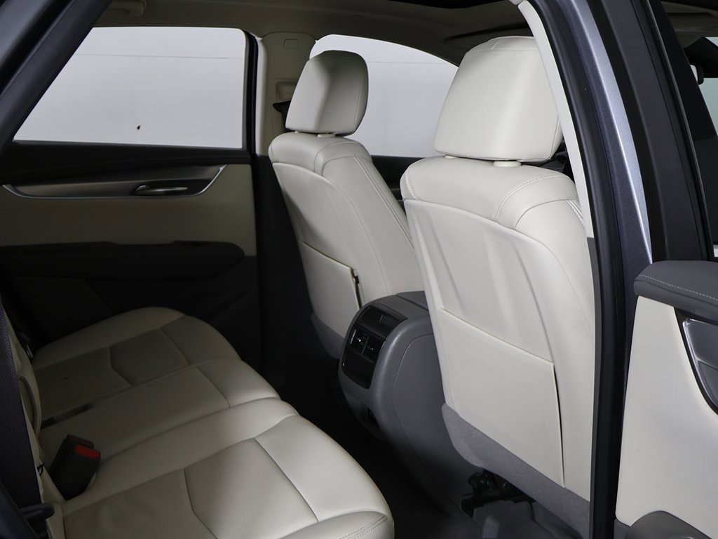 Used 2022 Cadillac XT5 Premium Luxury image 30