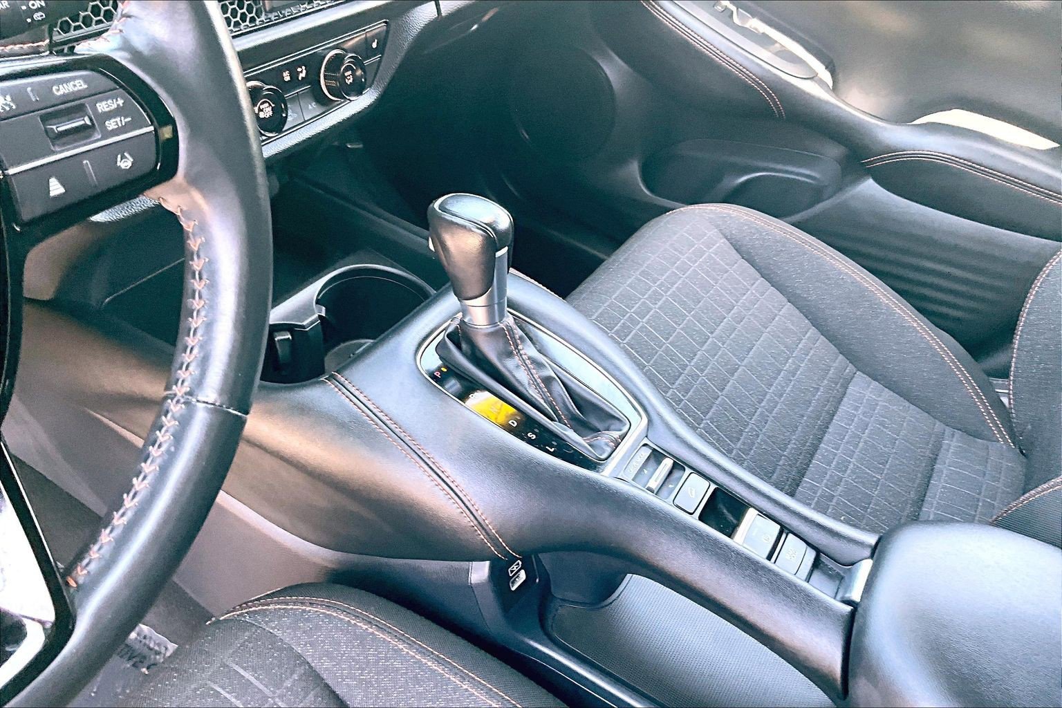 Used 2023 Honda HR-V Sport image 16